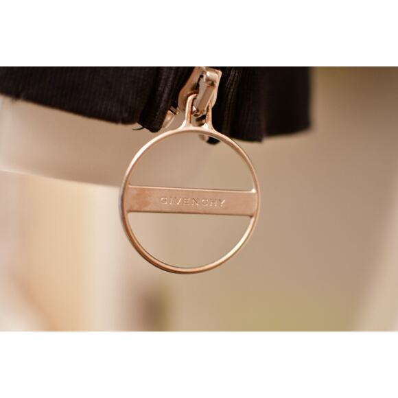 Authentic Givenchy World Tour Lightening Bolt Distressed Sweater Pullover Black - Picture 9 of 12